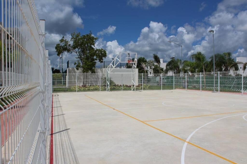 Casa Guerra En Maderos Residencial -Ideal Para Familias Cancún Exterior foto